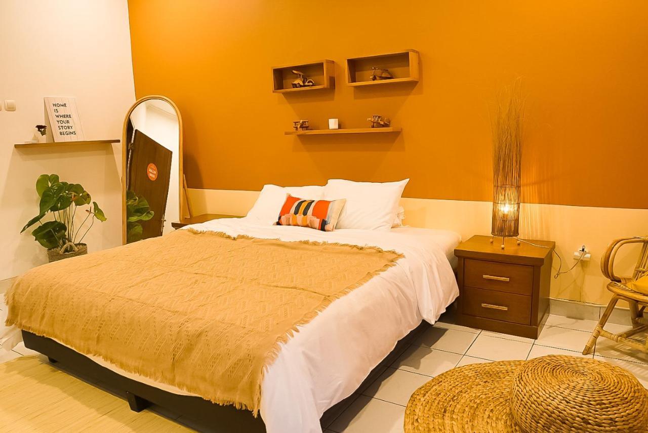Bed and Breakfast Roemah Renjana Bandung Exterior foto