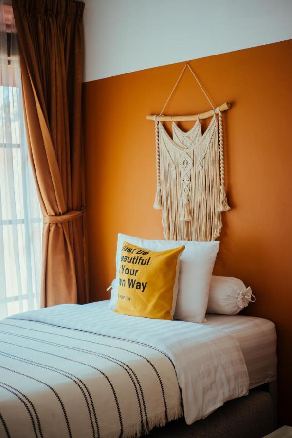 Bed and Breakfast Roemah Renjana Bandung Exterior foto