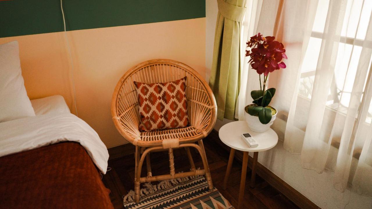 Bed and Breakfast Roemah Renjana Bandung Exterior foto