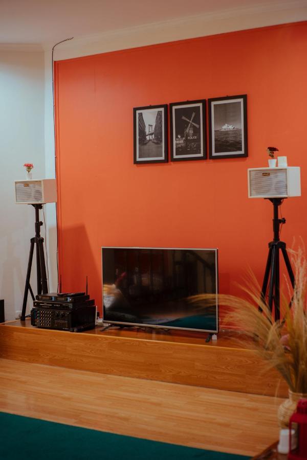 Bed and Breakfast Roemah Renjana Bandung Exterior foto